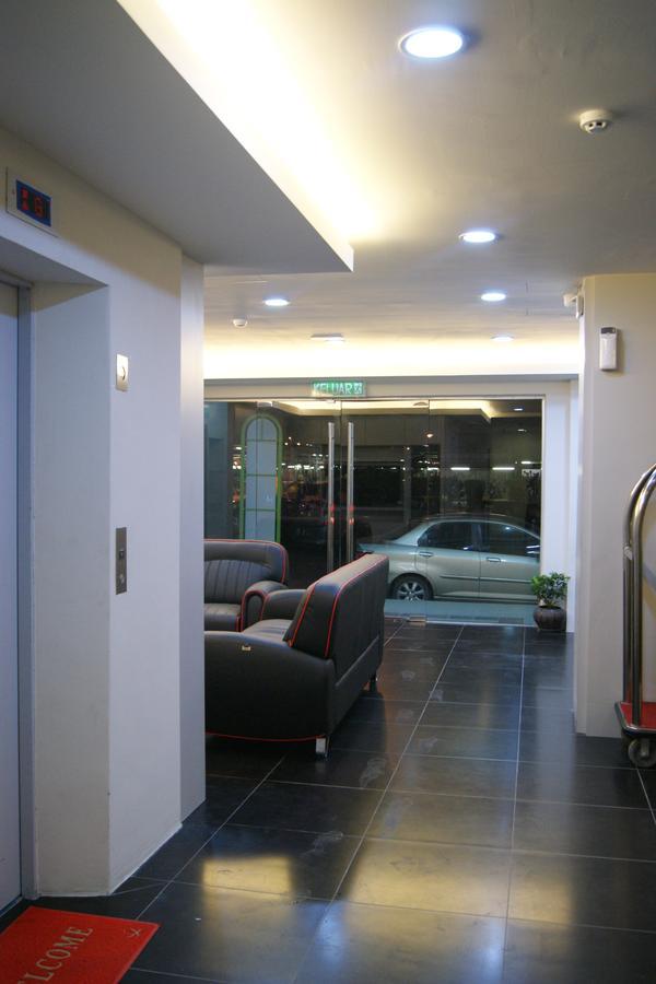 Double Happiness Hotel Sitiawan Exterior photo